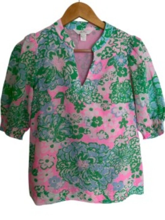 Lilly Pulitzer Tops - Lilly Pulitzer Plumes in Bloom Brinelle Top XSmall